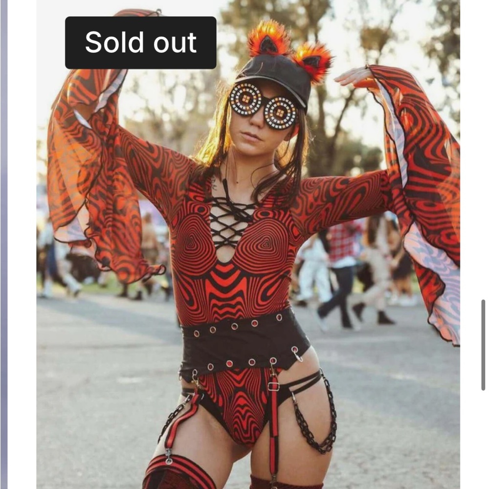 Rezz Atliens coded Red and Black Patterned Goddess Bodysuit NWT 1x
